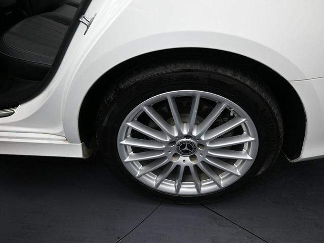 Photo of 2022 White Mercedes-Benz E-Class