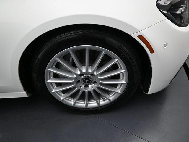 Photo of 2022 White Mercedes-Benz E-Class