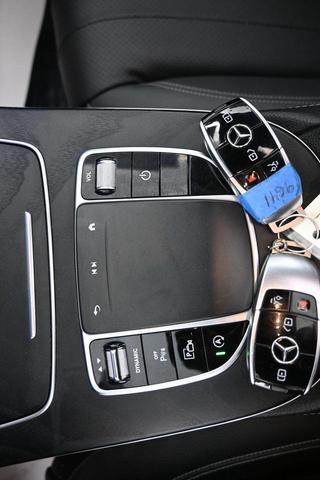 Photo of 2022 White Mercedes-Benz E-Class