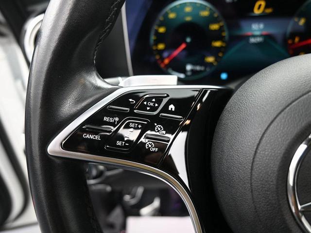 Photo of 2022 White Mercedes-Benz E-Class