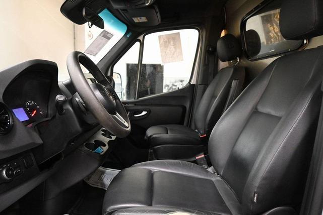 Photo of 2019 White Mercedes-Benz Sprinter 3500XD