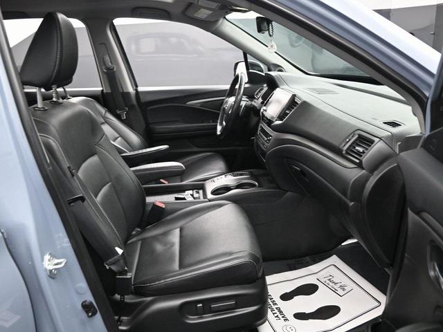 Photo of 2022 Sonic Gray Pearl Honda Ridgeline