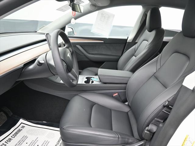 Photo of 2024 Pearl White Multi-Coat Tesla Model Y