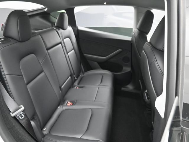 Photo of 2024 Pearl White Multi-Coat Tesla Model Y