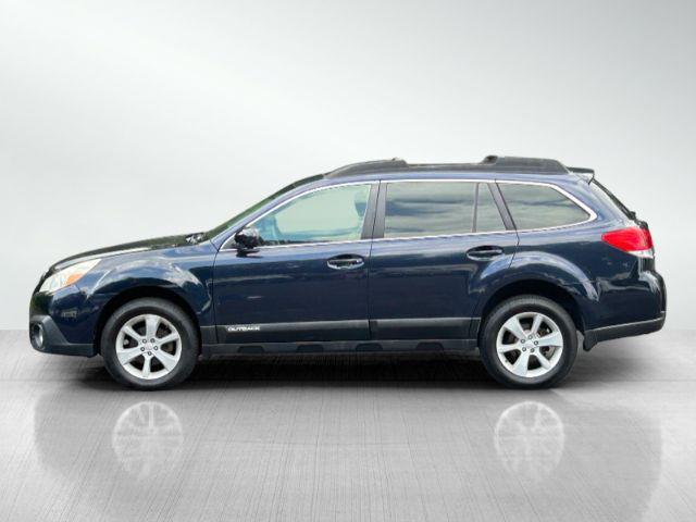 Photo of 2013 Deep Indigo Pearl Subaru Outback