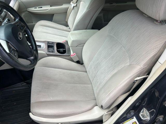 Photo of 2013 Deep Indigo Pearl Subaru Outback