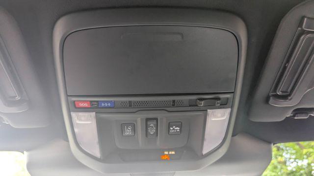 Photo of 2022 Ice Silver Metallic Subaru Forester