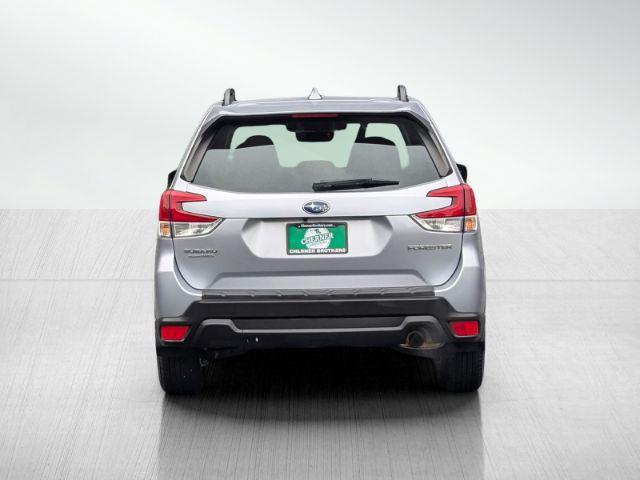 Photo of 2019 Ice Silver Metallic Subaru Forester