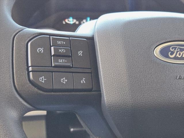 Photo of 2025 Oxford White Ford F-350