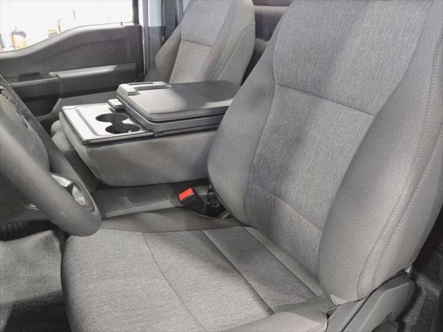 Photo of 2025 Oxford White Ford F-350