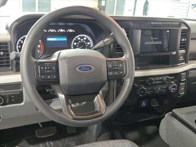 Photo of 2025 Carbonized Gray Metallic Ford F-250