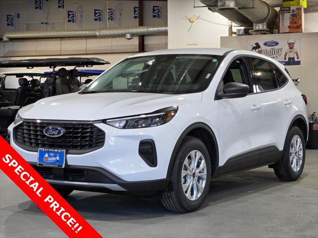 Photo of 2025 Oxford White Ford Escape