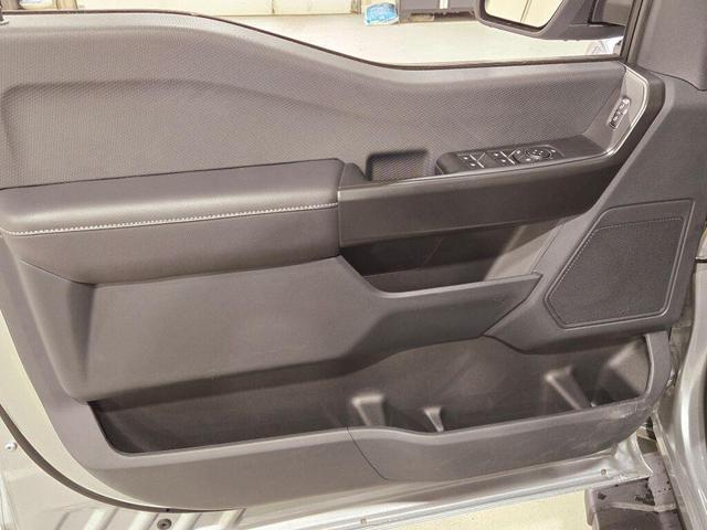 Photo of 2025 Iconic Silver Metallic Ford F-150