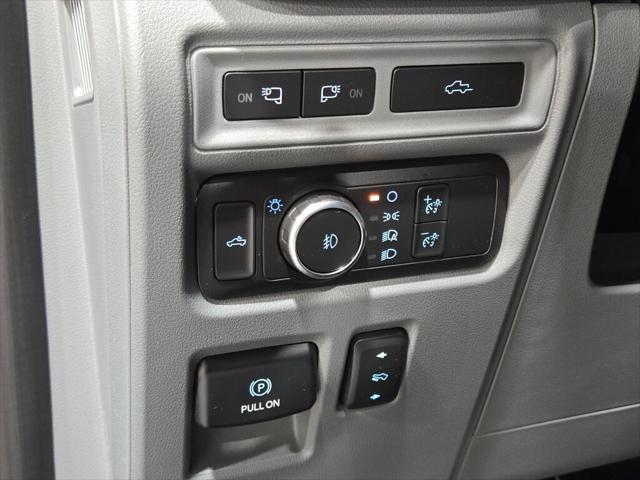 Photo of 2022 Space White Metallic Ford F-150