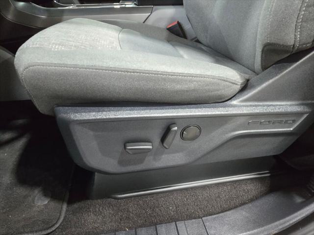 Photo of 2022 Space White Metallic Ford F-150