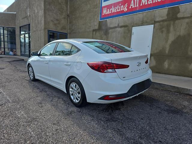 Photo of 2019 Quartz White Pearl Hyundai ELANTRA