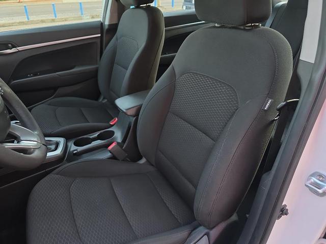Photo of 2019 Quartz White Pearl Hyundai ELANTRA