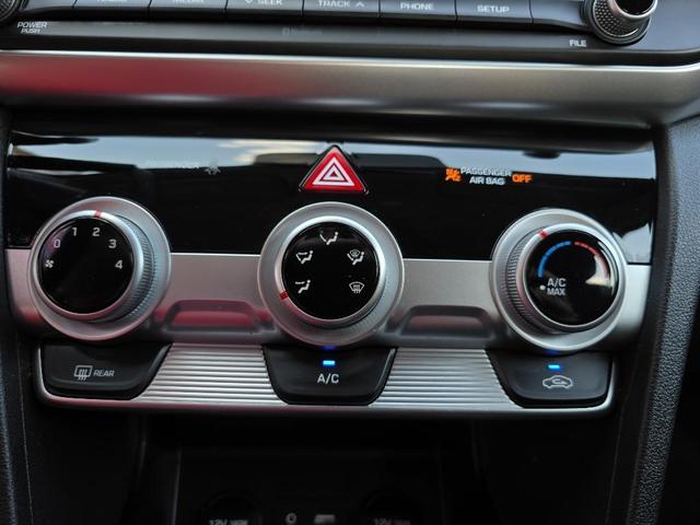 Photo of 2019 Quartz White Pearl Hyundai ELANTRA