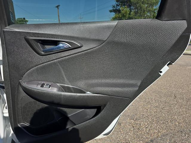 Photo of 2020 Summit White Chevrolet Malibu