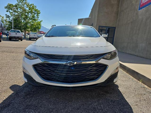 Photo of 2020 Summit White Chevrolet Malibu