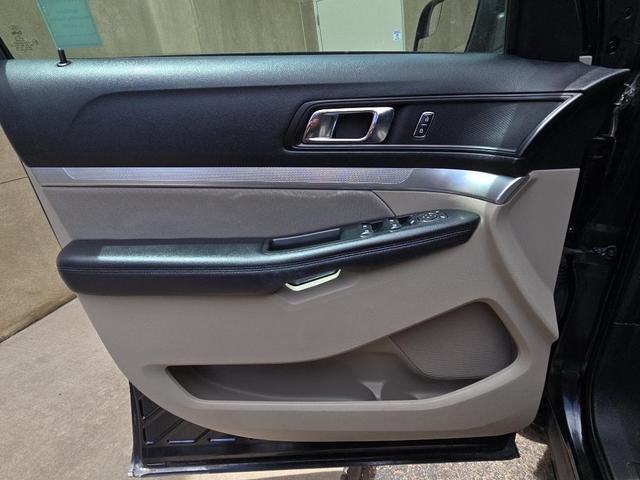 Photo of 2019 Agate Black Metallic Ford Explorer