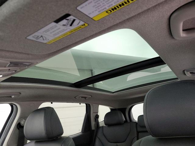 Photo of 2020 Gray Hyundai SANTA FE