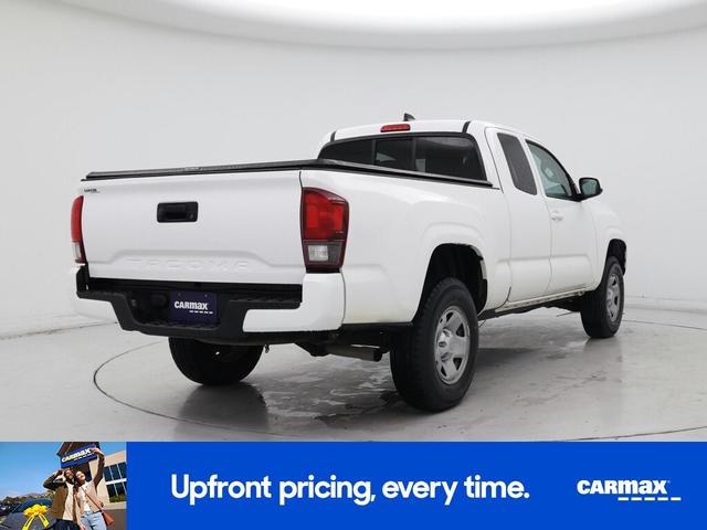 Photo of 2022 White Toyota Tacoma