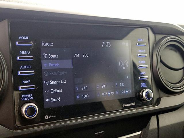 Photo of 2022 White Toyota Tacoma