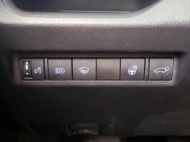 Photo of 2021 Gray Toyota RAV4