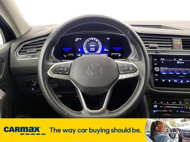 Photo of 2022 Black Volkswagen Tiguan