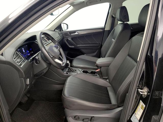 Photo of 2022 Black Volkswagen Tiguan