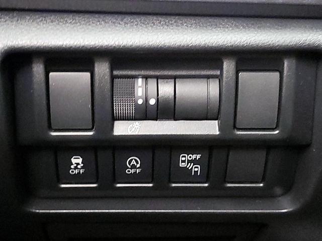 Photo of 2021 White Subaru Crosstrek