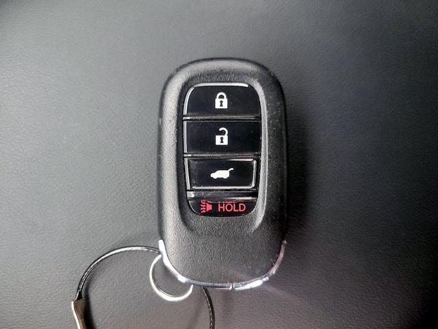 Photo of 2023 White Honda HR-V