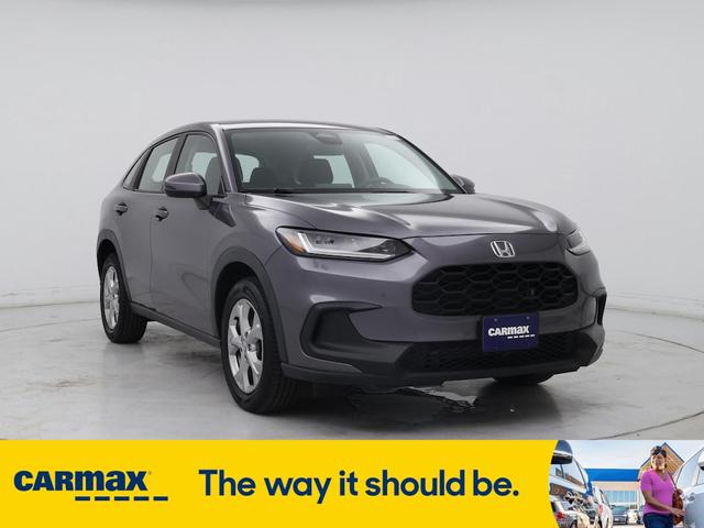 Photo of 2023 White Honda HR-V