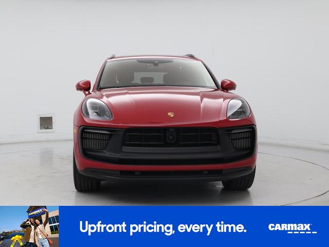 Photo of 2024 Red Porsche Macan