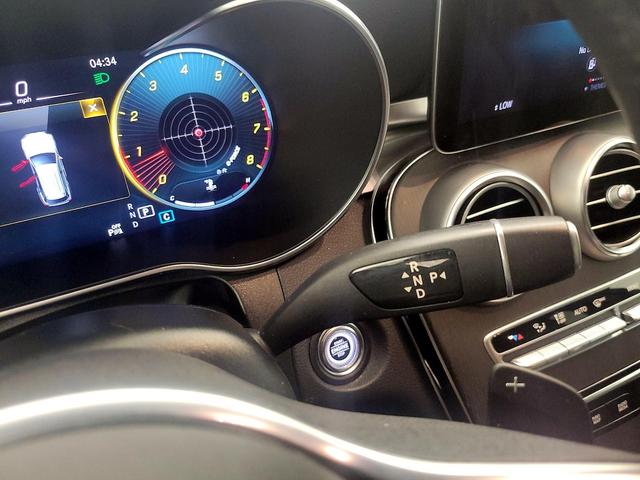 Photo of 2021 Black Mercedes-Benz GLC 300