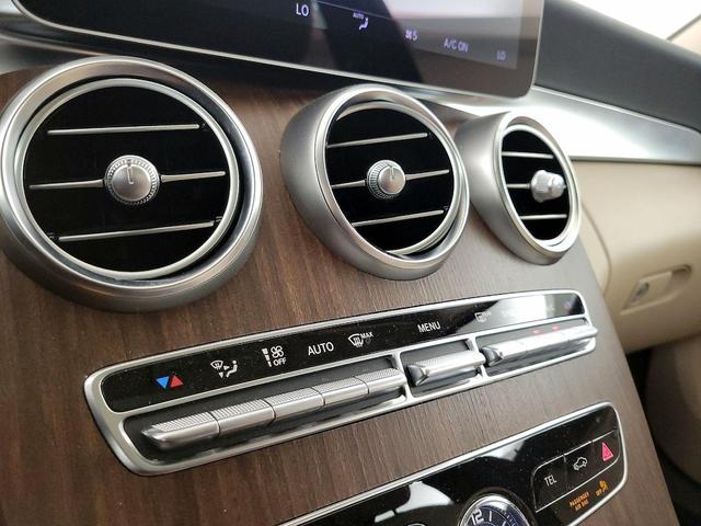 Photo of 2019 White Mercedes-Benz C-Class