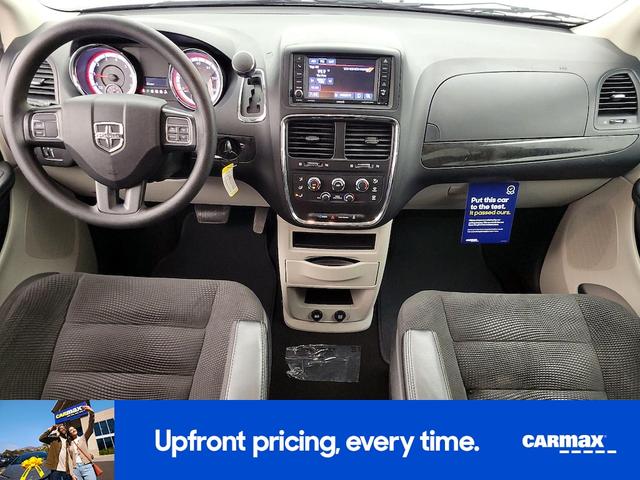 Photo of 2020 Blue Dodge Grand Caravan