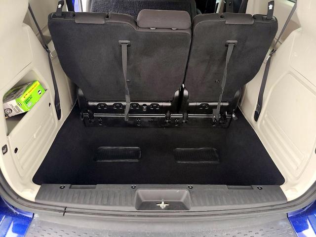 Photo of 2020 Blue Dodge Grand Caravan