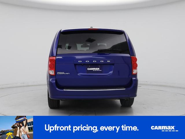 Photo of 2020 Blue Dodge Grand Caravan
