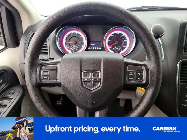 Photo of 2020 Blue Dodge Grand Caravan