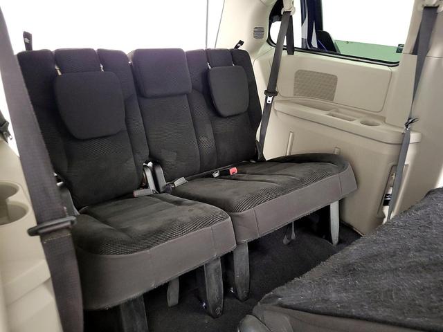 Photo of 2020 Blue Dodge Grand Caravan