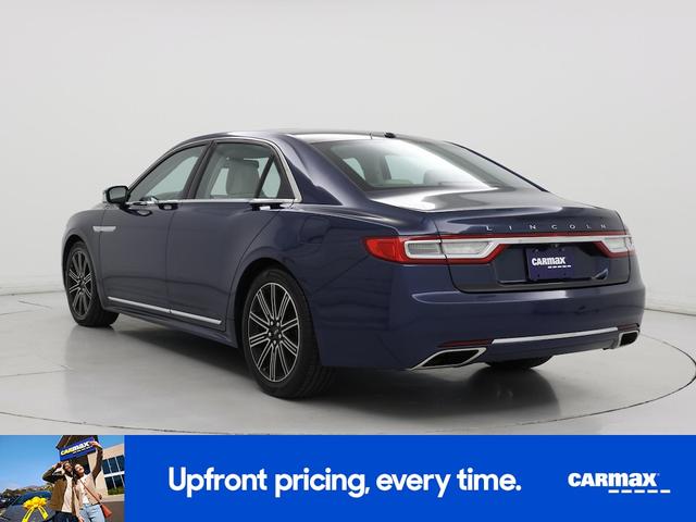Photo of 2017 Blue Lincoln Continental