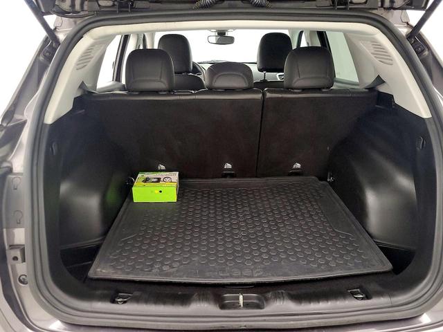 Photo of 2018 Gray Jeep Compass