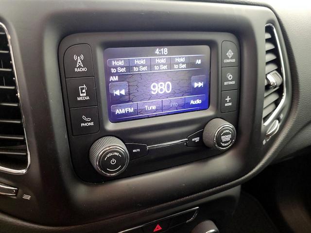 Photo of 2018 Gray Jeep Compass