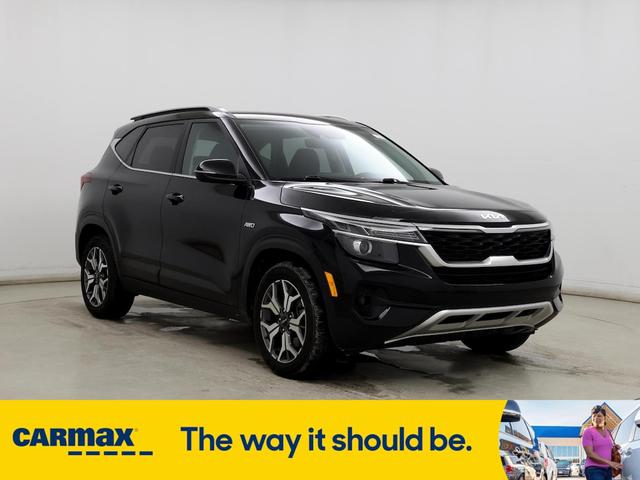 Photo of 2023 Black Kia Seltos