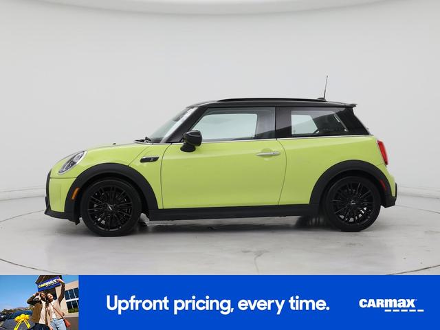 Photo of 2023 Green MINI Hardtop
