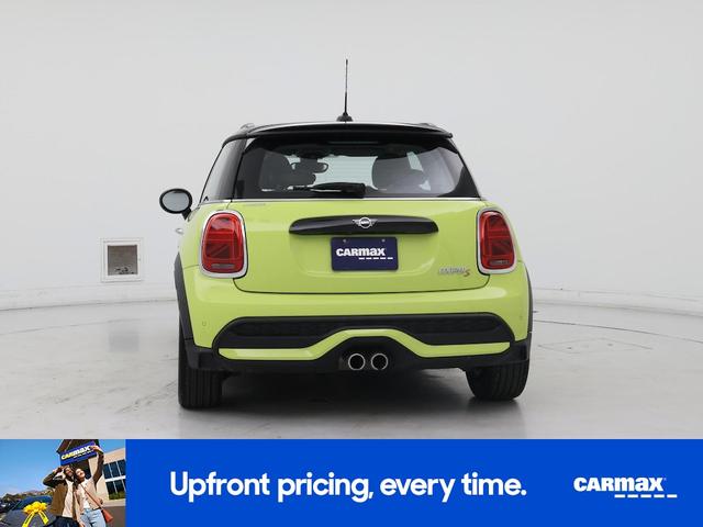 Photo of 2023 Green MINI Hardtop