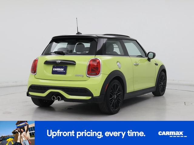 Photo of 2023 Green MINI Hardtop