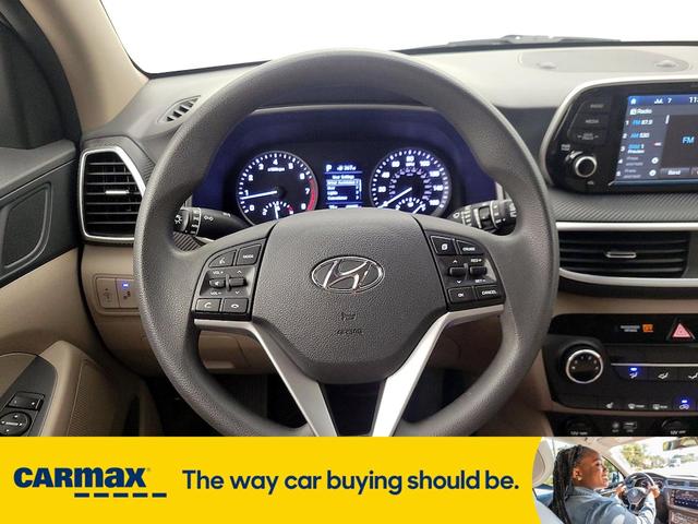 Photo of 2021 White Hyundai TUCSON